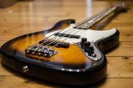 bass-guitar-bass-e-bass-instrument-913092.jpg