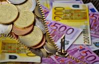 money-currency-euro-1552546.jpg