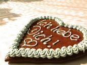 gingerbread-heart-heart-love-sweet-494418.jpg