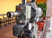 cinema-projector-old-200056.jpg