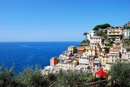 cinque-terre-riomaggiore-liguria-917287.jpg