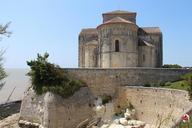 talmont-gironde-estuary-church-887460.jpg