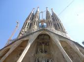 barcelona-sagrada-family-church-1018363.jpg