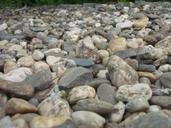 stones-pebble-653350.jpg