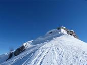 hiking-winter-mountain-snow-273514.jpg