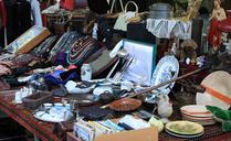 junk-flea-market-browse-old-237467.jpg