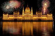 budapest-parliament-655216.jpg