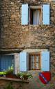 shutters-open-summer-sol-france-1398485.jpg