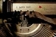 typewriter-letters-love-letter-1062697.jpg