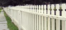 fence-white-wood-wooden-design-644373.jpg