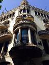 barcelona-home-facade-333465.jpg