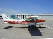 Cessna 172 C-GDQG.jpg