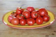 tomatoes-platter-garden-vegetables-409402.jpg