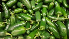 jalape%C3%B1os-chili-peppers-hot-green-1320629.jpg