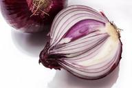 onion-allium-cepa-red-onion-sliced-276590.jpg