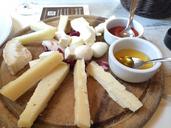 parmesan-cheese-italy-dairy-food-493527.jpg