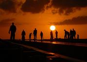 silhouettes-people-worker-dusk-582969.jpg