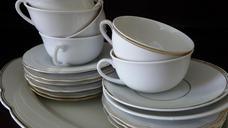 tableware-porcelain-gold-edge-white-613946.jpg