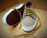 sneakers-shoes-hipster-footwear-759211.jpg