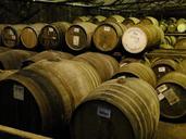 whisky-barrels-islay-wooden-barrels-656236.jpg