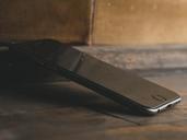 table-desk-technology-smartphone-1100250.jpg