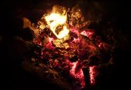 campfire-fire-embers-flame-697696.jpg