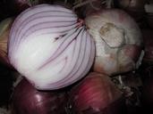 onion-red-onion-raw-red-vegetables-1177807.jpg