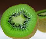 kiwi-fruit-frisch-cut-refreshment-958050.jpg