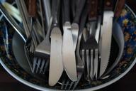 cutlery-knife-forks-metal-237802.jpg