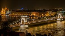 budapest-bridge-water-chain-bridge-525857.jpg