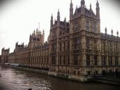 parliament-london-thames-england-196099.jpg