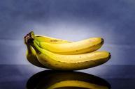 banana-yellow-close-up-ripe-316649.jpg