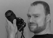 photographer-reporter-man-person-419605.jpg