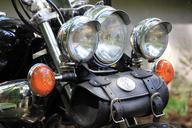 vehicle-motorcycle-chrome-spotlight-200601.jpg