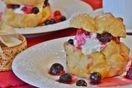 cream-puff-pastries-bake-1179627.jpg