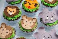 cakes-cupcake-animals-monkey-lion-618102.jpg