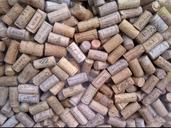 cork-collection-wine-vintage-652242.jpg