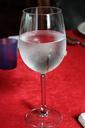 wine-glasses-cup-water-499009.jpg