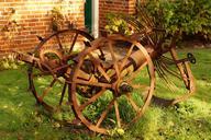 potato-harvester-agriculture-device-193673.jpg