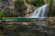 Waterfall_Trail_on_Fossil_Creek.jpg