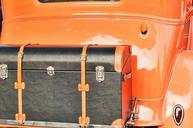 trunk-automobile-antique-luggage-1316993.jpg