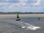 kite-surfing-sport-water-sports-419598.jpg