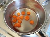 carrots-baby-food-carrot-124441.jpg