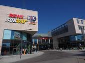 shopping-centre-shopping-1061641.jpg