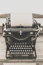 typewriter-vintage-old-1248089.jpg