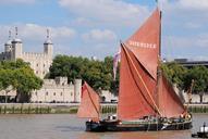 tower-of-london-sailing-barge-river-417440.jpg