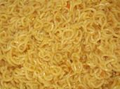 noodles-pasta-curry-flavour-meal-70645.jpg