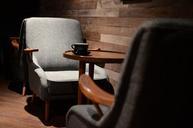 cafe-coffee-tables-chairs-698606.jpg