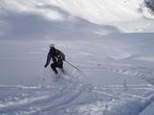 skiing-ski-tour-departure-274393.jpg