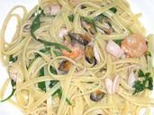 seafood-fettuccine-shrimp-mussels-663257.jpg